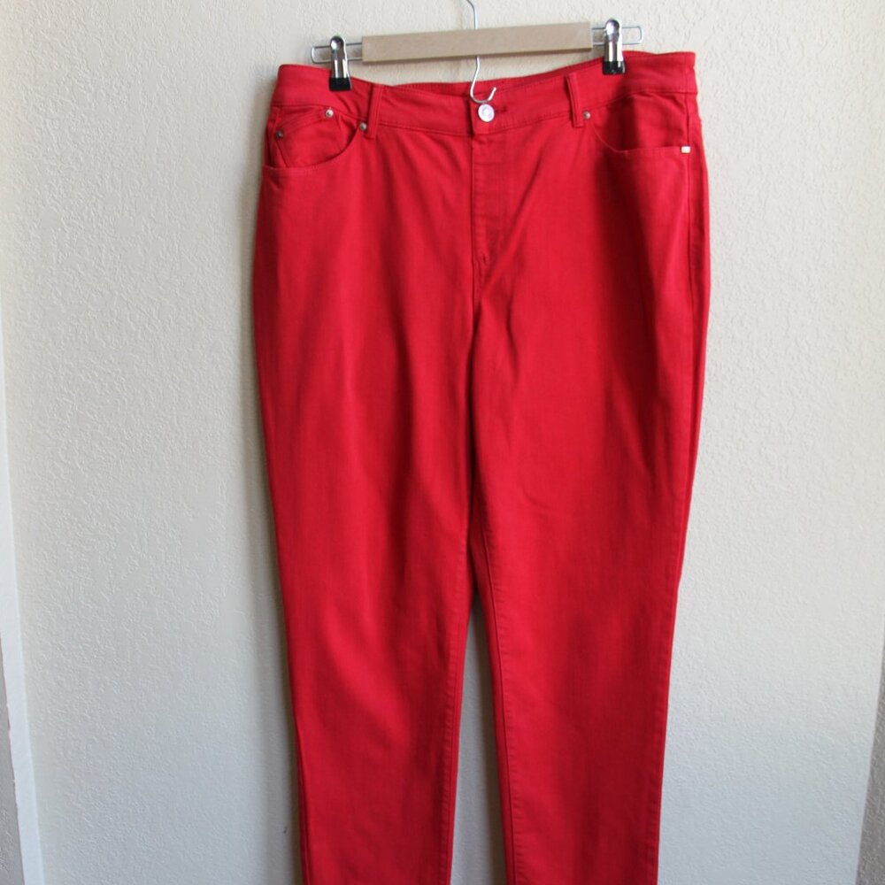 The Platinum JEGGING by Chico's Size 2 Red Jeans Cotton Blend Denim Tapered Leg